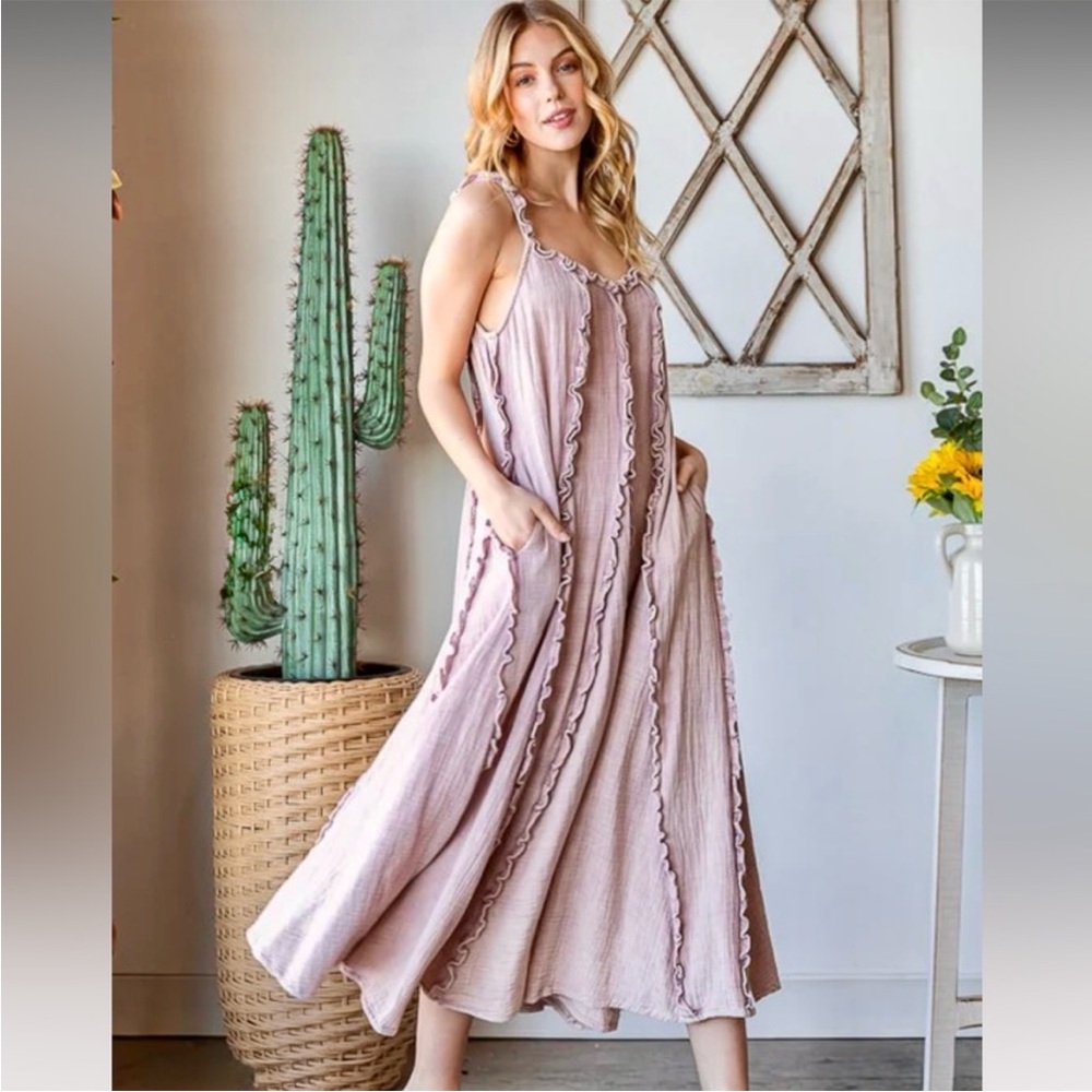 🌸🐰🦋Oli & Hali Elegant Pink Ruffle Maxi Dress